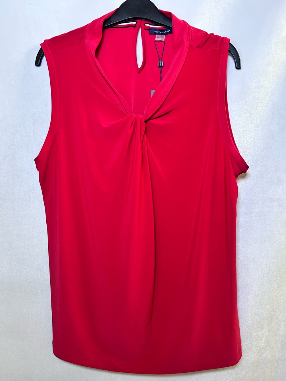 NWT Tommy Hilfiger Red Twist-Front Sleeveless Top Keyhole Back SizeXL